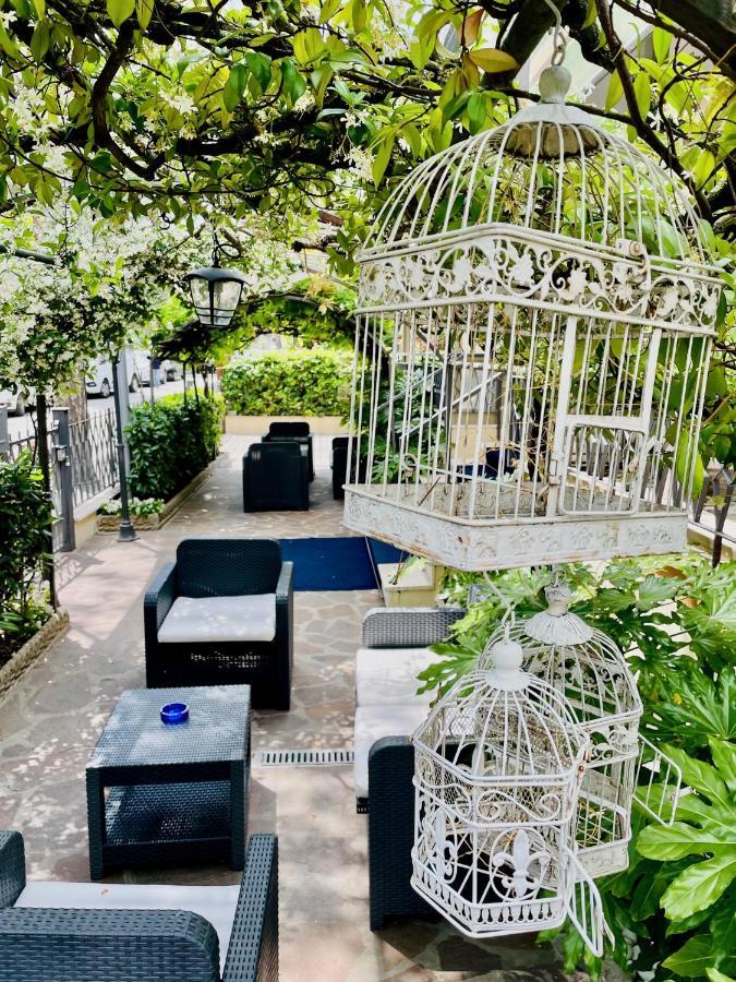 Hotel Villa Serena Castrocaro Terme Kültér fotó