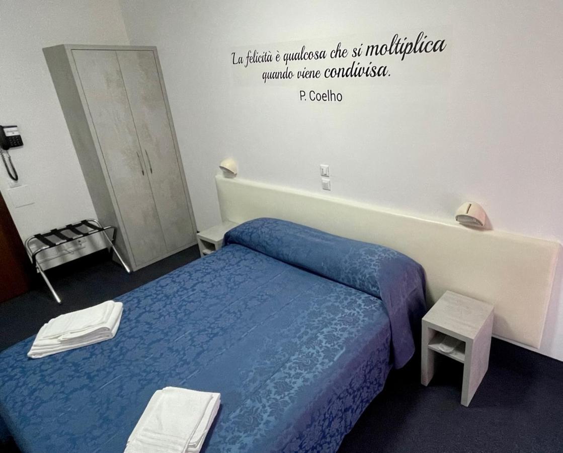 Hotel Villa Serena Castrocaro Terme Kültér fotó